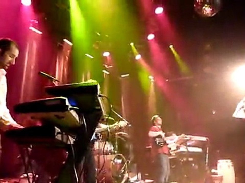 12.03.11 Dub Inc Café Campus Laisse le temps