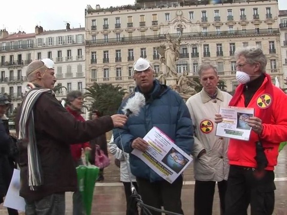 Nucléaire - manifestation à Toulon