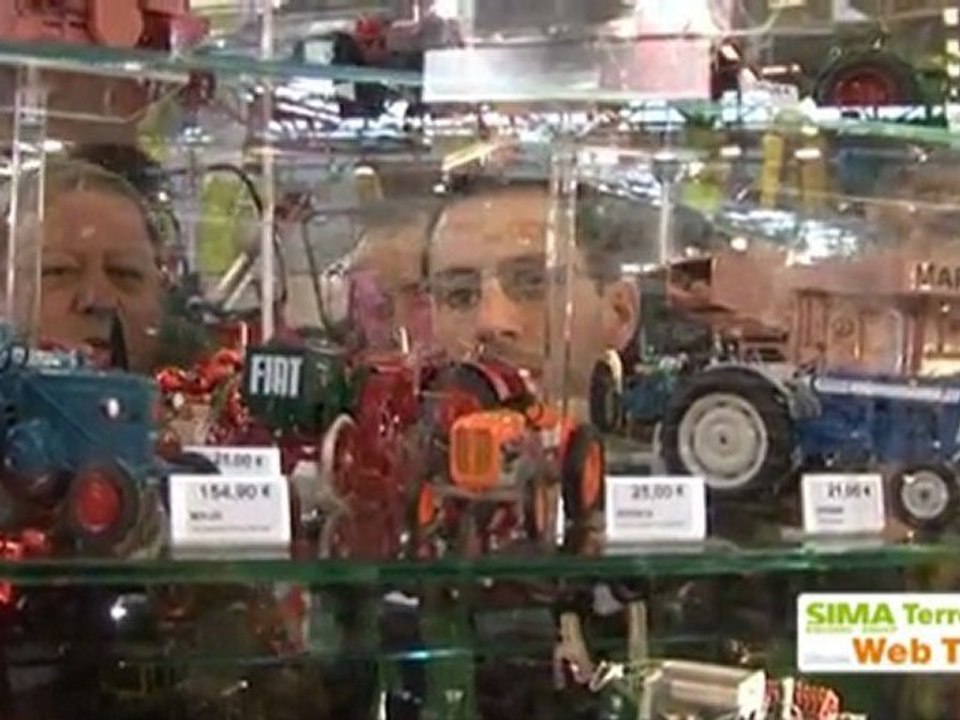 SIMA 2011 - Modèles réduits de tracteurs