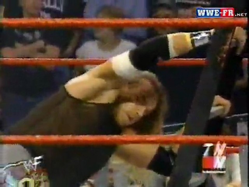 Wwe-Fr.Net - Ladder Match - 10ème Match [Edge Christian Vs. Hardys]