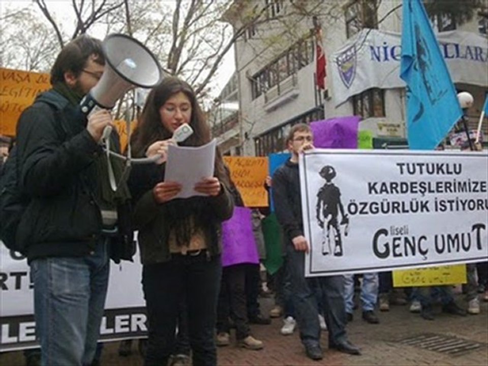 Kutup Yıldızı - Dünyayı İstiyoruz (Genç Umut)