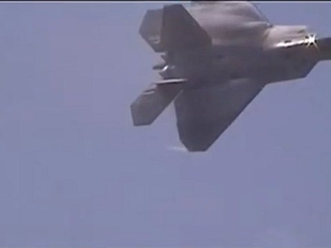 Oktay Tınaz F.22 Raptor Gösteri Uçuşu Harika