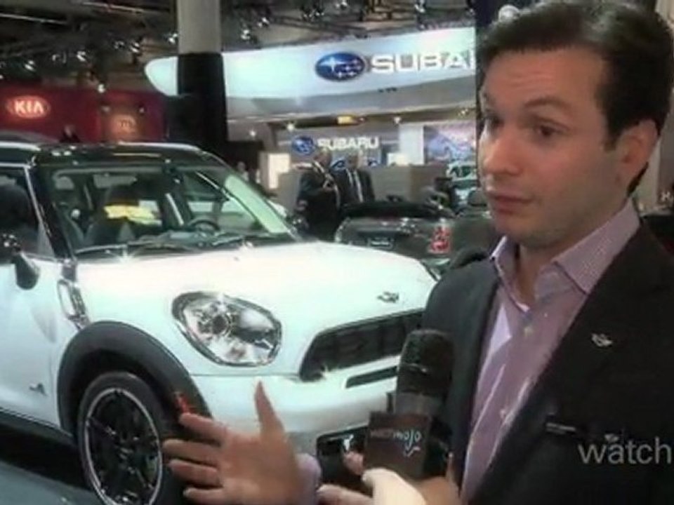 2011 MINI Countryman: Features and Specs