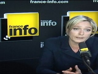 Marine Le Pen juge trop tardive la réaction de l'ONU