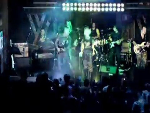 Özlem Tekin - Bana Bişey Olmaz 2011 | Orjinal Video Klip HQ | ßy NexteL..!