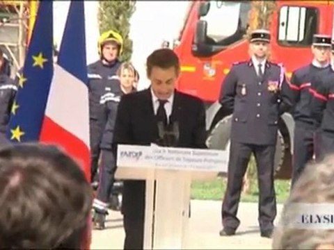 L'avenir des sapeurs-pompiers : les professionnels régissent au discours du Président