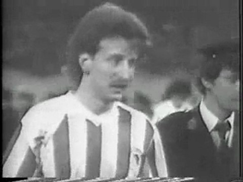 1988-1989 Olympiakos-AEK 0-1