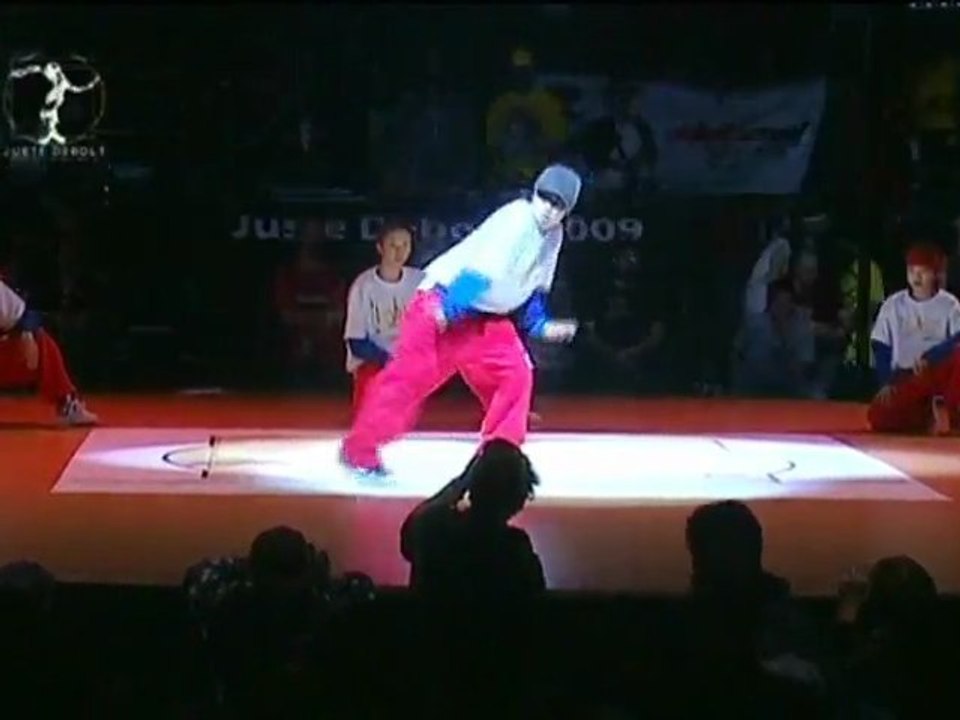 "Les Enfants du Soleil Levant" : Stunning hip-hop show !