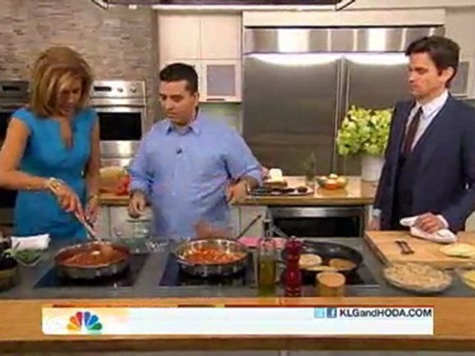 Matt Bomer - cohosts with Hoda on 18-03 '11 - Kitchen Boss Cooks Up Perfect Pasta