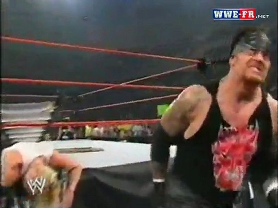 Wwe-Fr.Net - Ladder Match - 16ème Match [Jeff Hardy Vs. Taker]