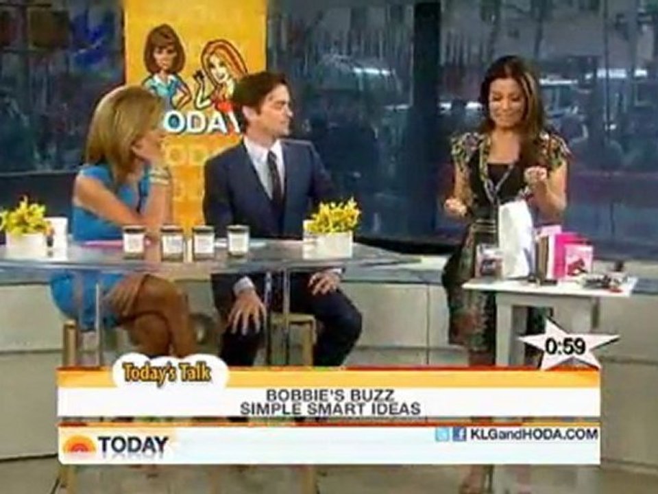 Matt Bomer - cohosts with Hoda on 18-03 '11 - Bobbie's Buzz Helpful Finds For Busy Beauties