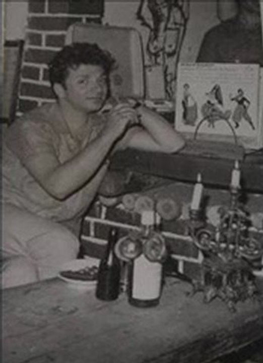 Zeki Müren - AĞLATIRSA MEVLAM ( DERTLİ )