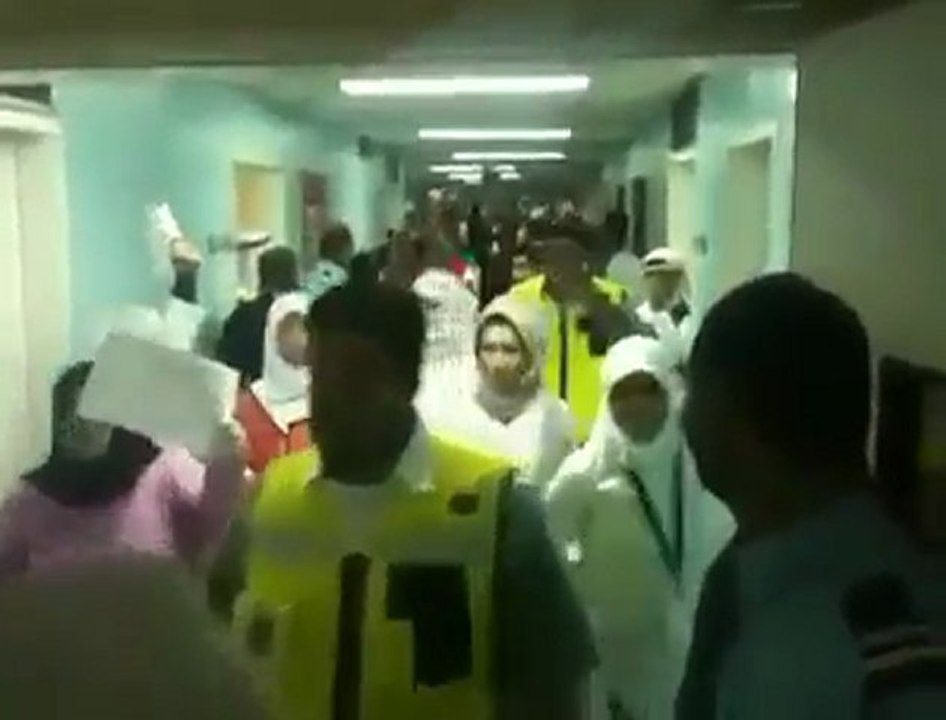 is that the right place to protest against the goverment