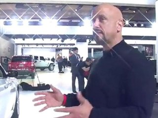Chrysler 300C Walk Around With John Fortuno At NAIAS 2011