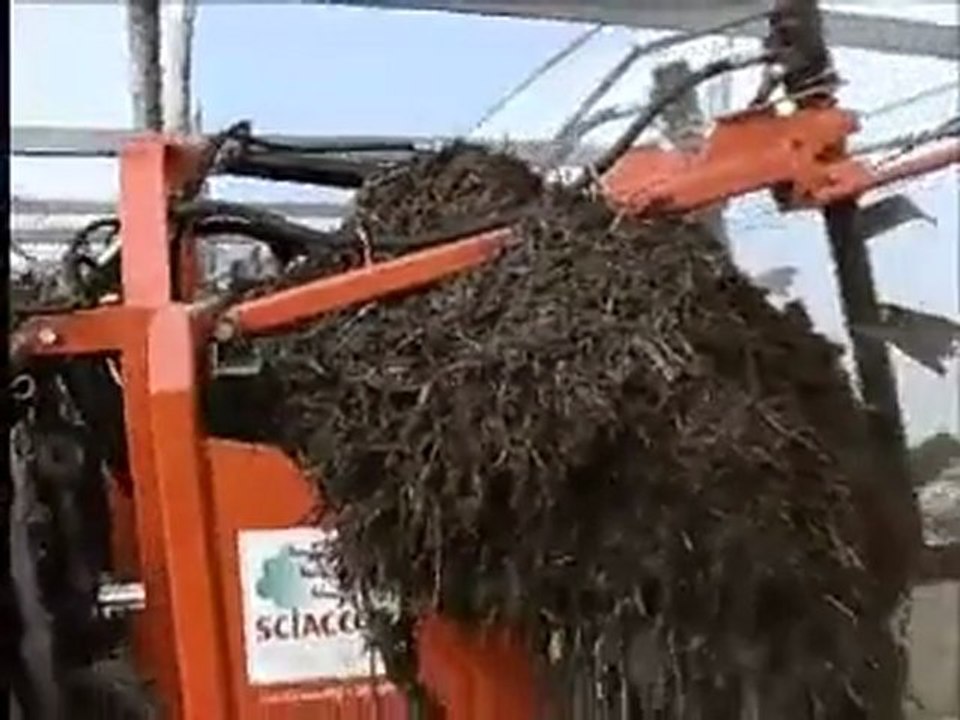 Hayvan Gübresi Atma Makinesi