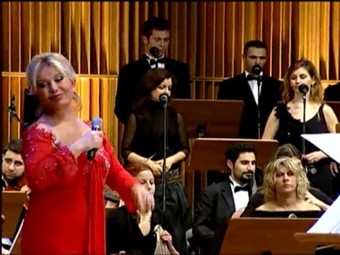 14- Emel Sayın & Timur Selçuk - Erdi Bahar