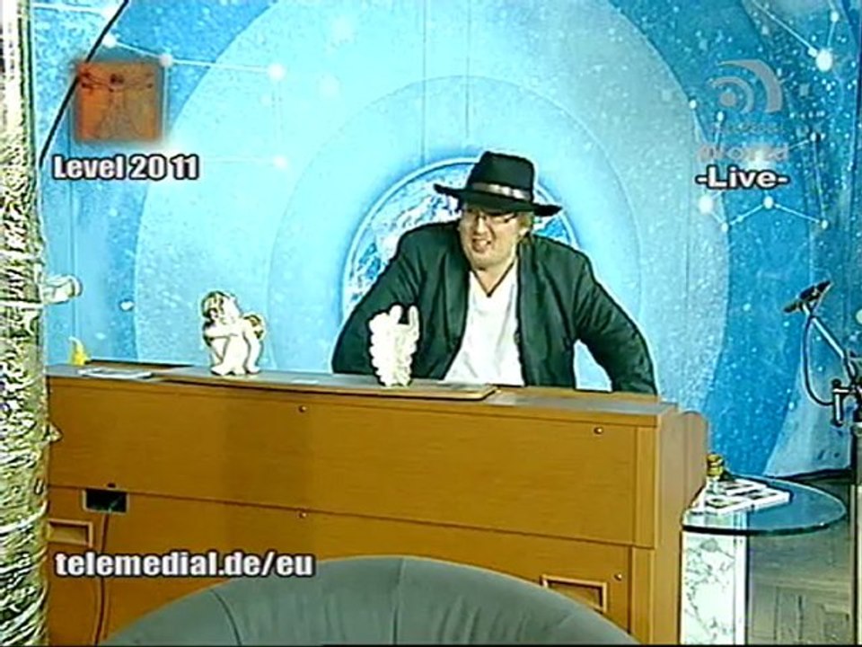 Kanal Telemedial - Muppets Statler & Waldorf 01 - March 18, 2011