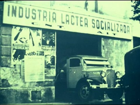 Les Amis d'Ta Femme : A Las Barricadas