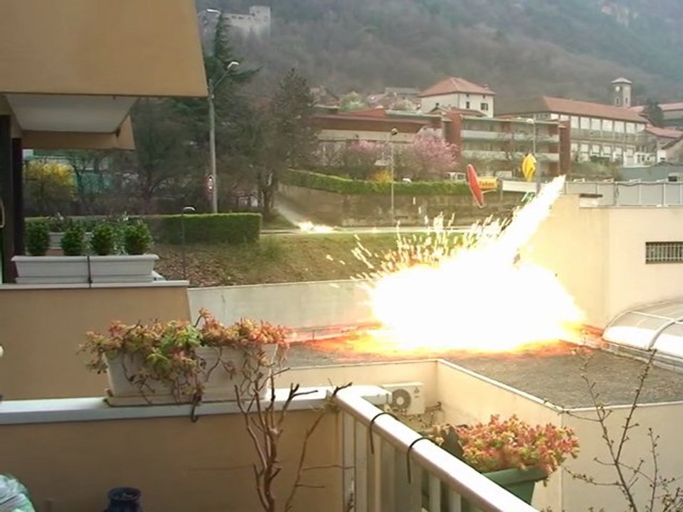 Explosion