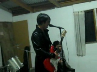 05.- Hell On Earth (Live In Vertedero Mosh ll)