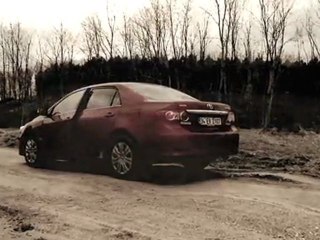 Beni Terk Etme-Do Not Abandon Me-Oyuncu Köpek Dost