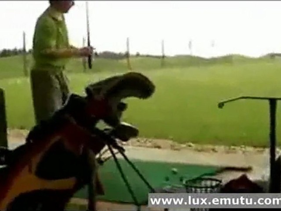 lucky mid air golf swing
