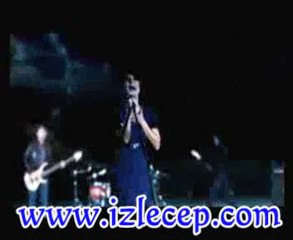 Özlem Tekin & Badem - Kalpsiz