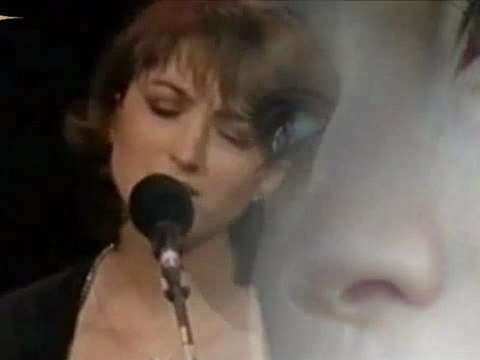 Çiğdem Kırömeroğlu Yarkın / Kalbim Yine Üzgün Seni Andım da Derinden