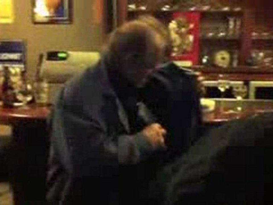 La connerie ne déborde pas quand on est trop plein... ça reste à discuter