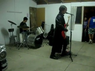 02.- Peligro Nocturno (Live In Vertedero Mosh ll)