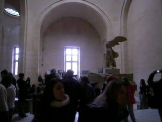 La Victoire de Samothrace sous les flashs #1