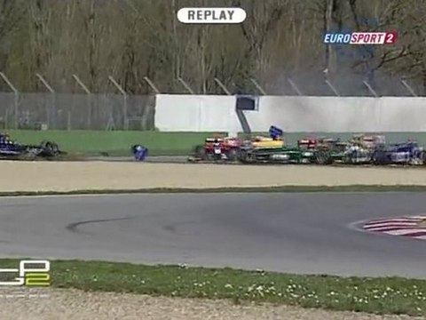 GP2 Asia Imola 2011 start pile up