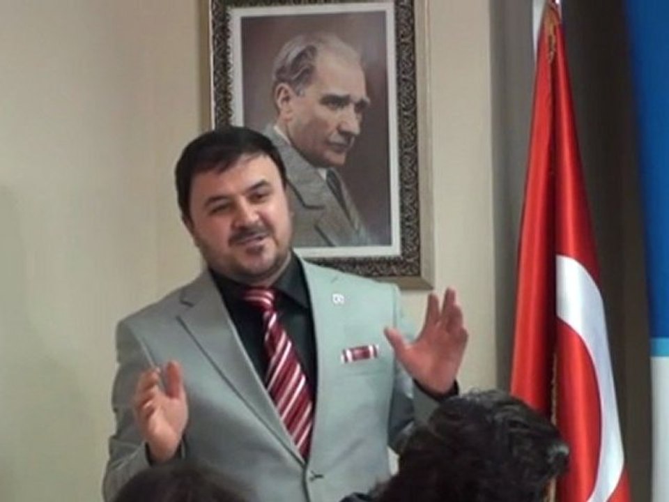 Bursa Aday Adayı Soner Aksoy
