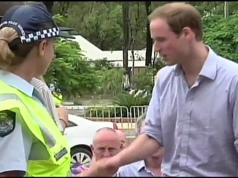 Prince William wows crowds in disaster-hit Australia