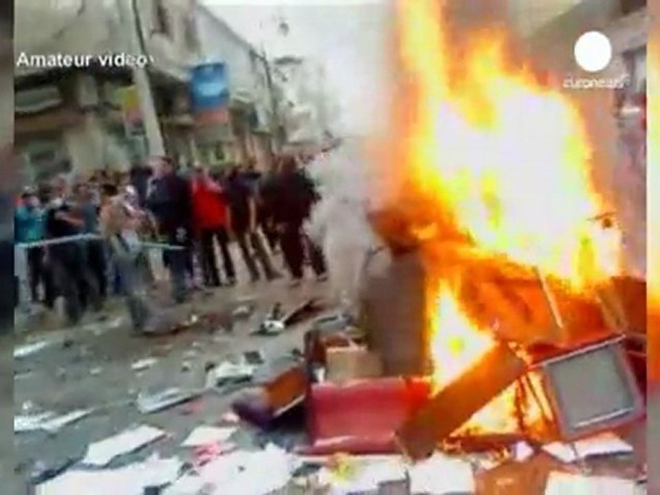 Syria's Assad faces major challenge as unrest grows
