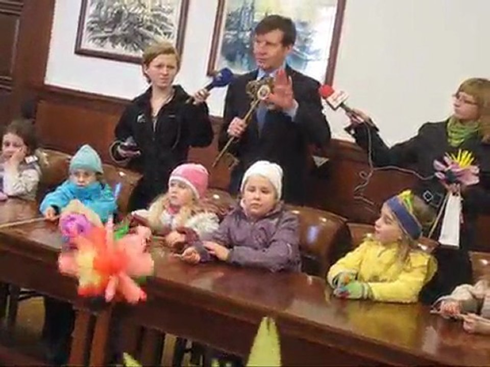 Przedszkolaki zdobyly ratusz