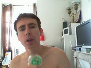 Wiwi égratigne "wild horses"