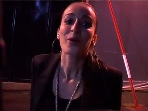 Kenza Farah soutient Miss Berbere France 2011 comme Meetarabic