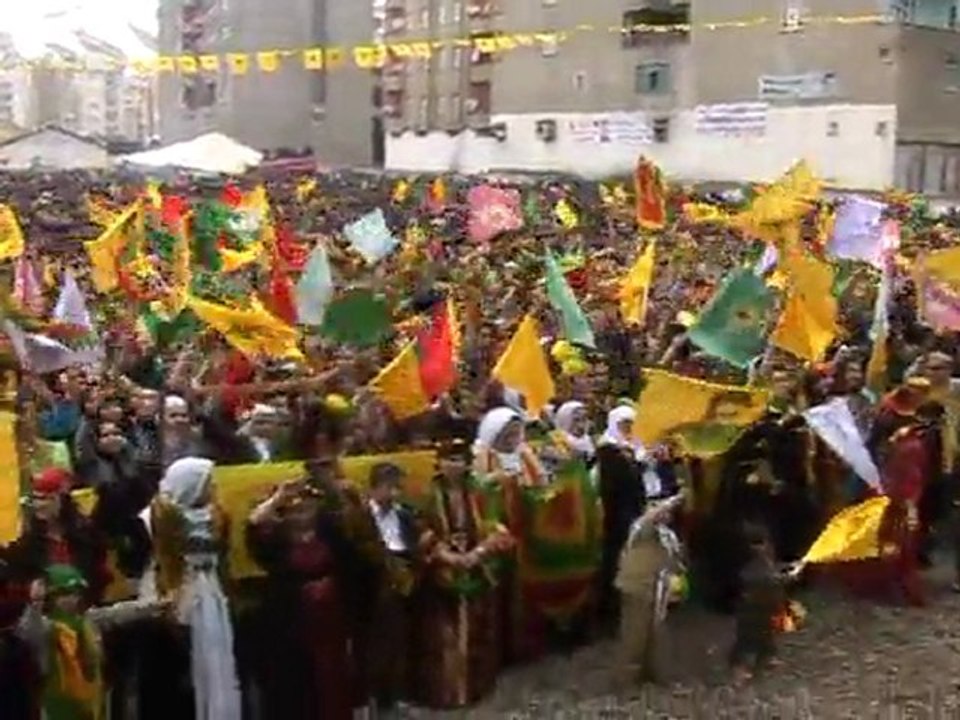 Yüksekova'da Newroz 3