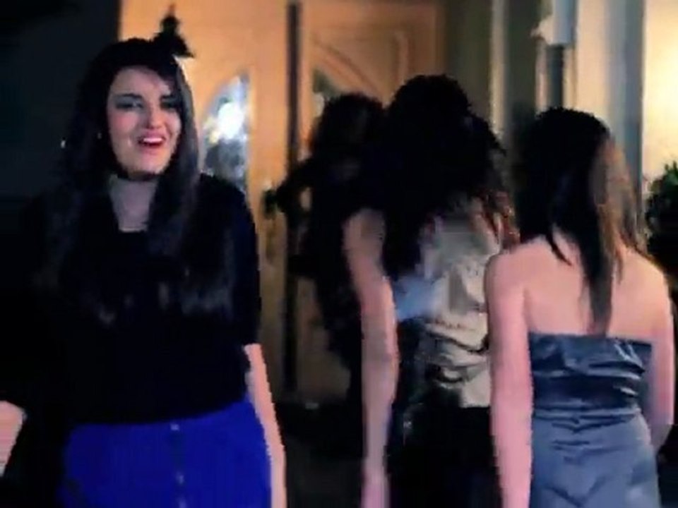 Rebbeca Black - Death Metal Friday [Parodie Buzz]