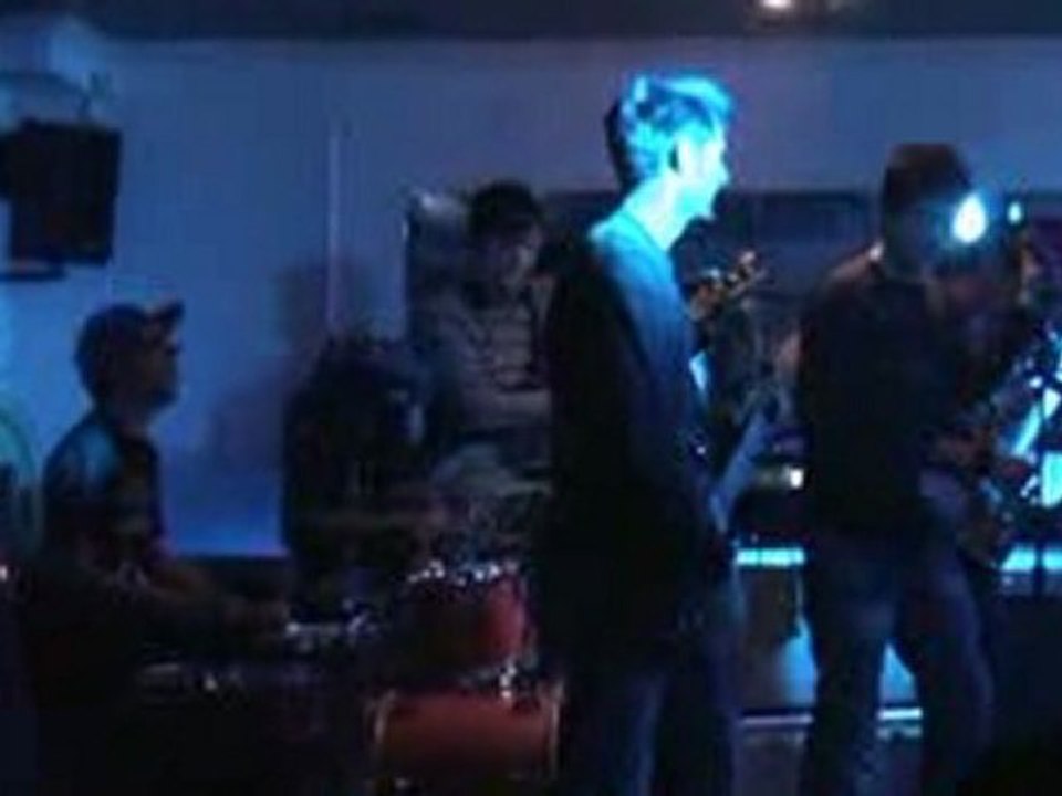 ALTERNATIVE COVERS BAND NO AMAZÓNIA BAR