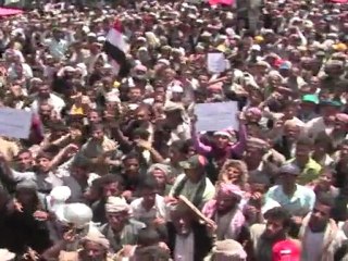 Los manifestantes piden la marcha del presidente de Yemen