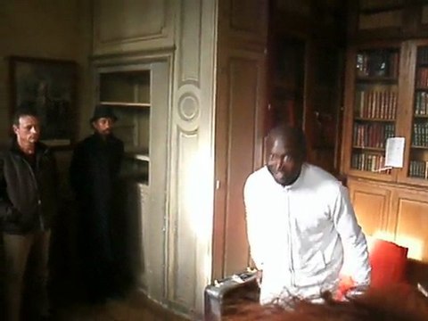 G Mendy Slameur Extrait de l'hommage aux demandeurs d'asile du CADA de Chelles au chateau de Brou dans le cadre du printemps des poètes
