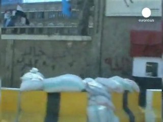 Défections de nombreux généraux et officiers dans...