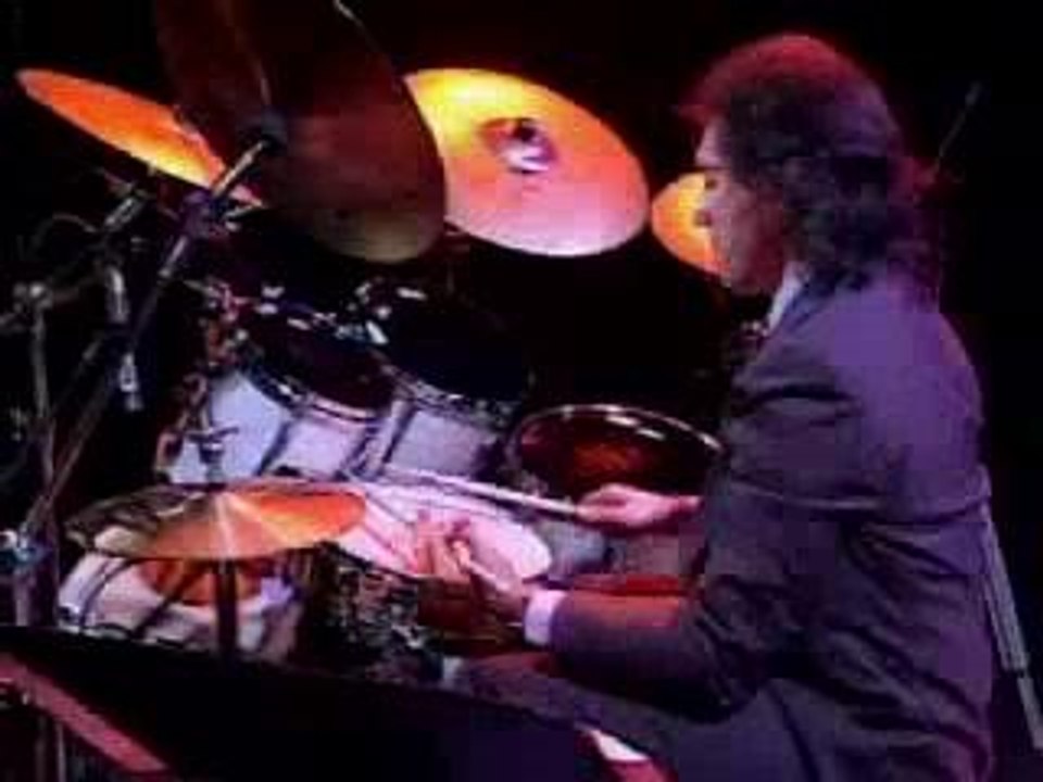 drum solo vinnie colaiuta