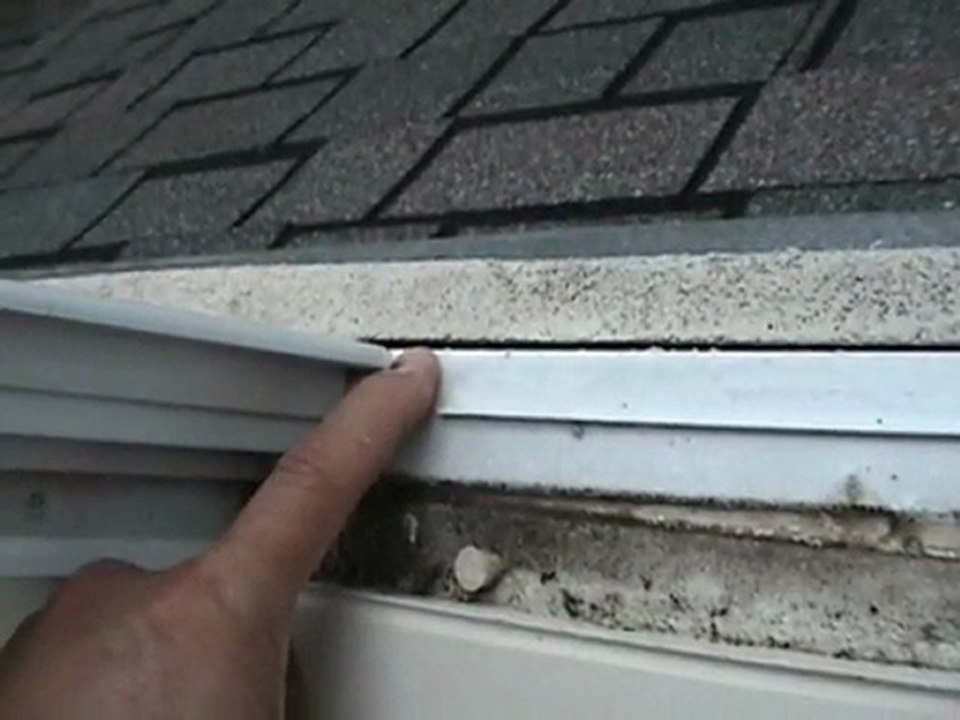 Houston Home Inspector: Seal Stucco Siding