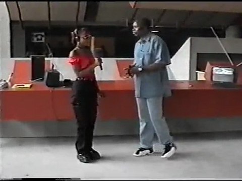 La poetesse Nathy Ebriet Parcours TV raga Kin RDC