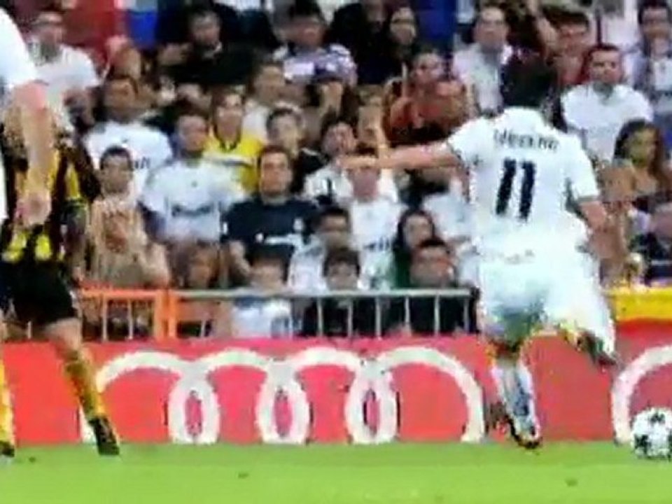 Real Madrid vs hercules Extrait - La Liga 2011 - ...