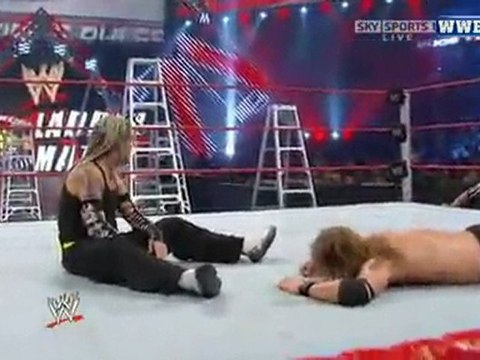 Wwe-Fr.Net - Ladder Match - 31ème Match [Jeff Hardy Vs Edge] P1