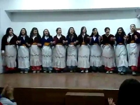 İbni Sina Lisesi Halk Oyunlar Ekibi